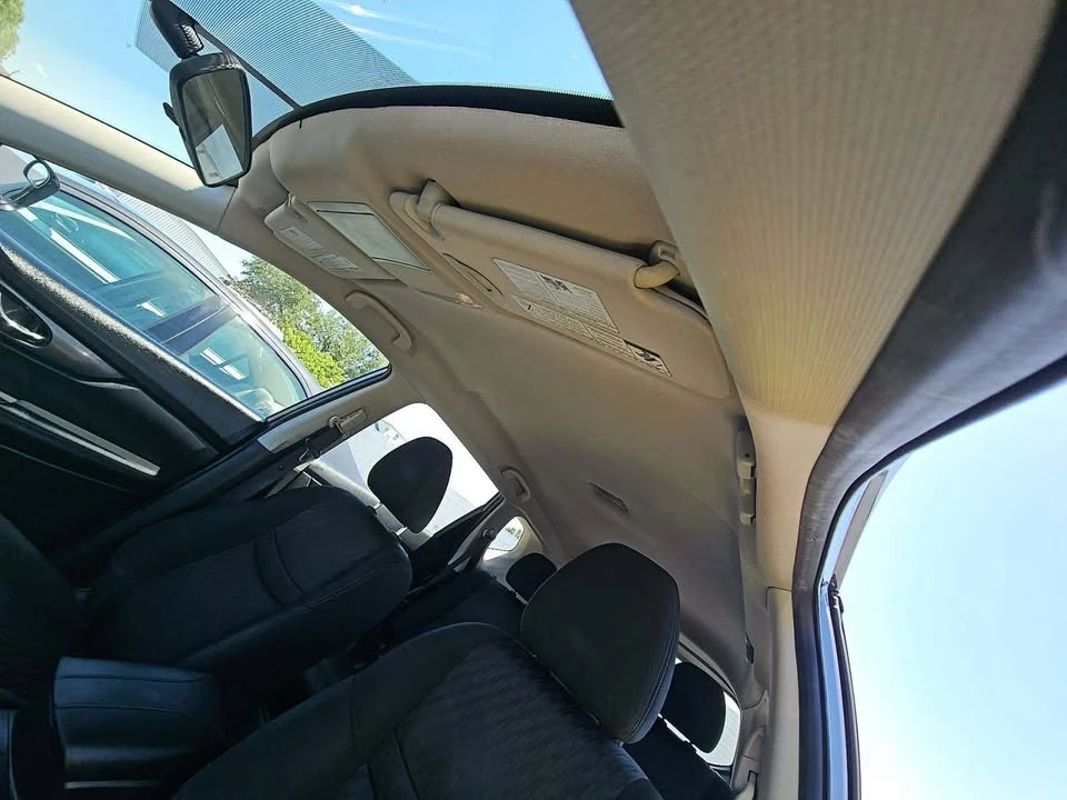 2017 Nissan Rogue - Image 8 of 12
