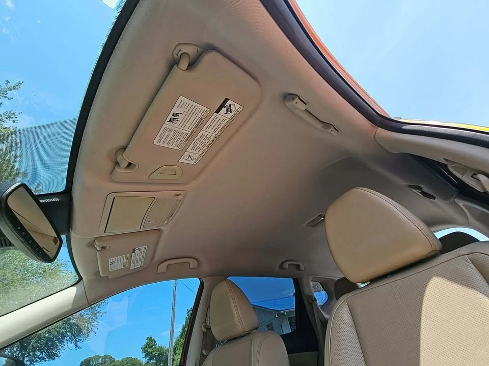 2017 Nissan Rogue - Image 10 of 11