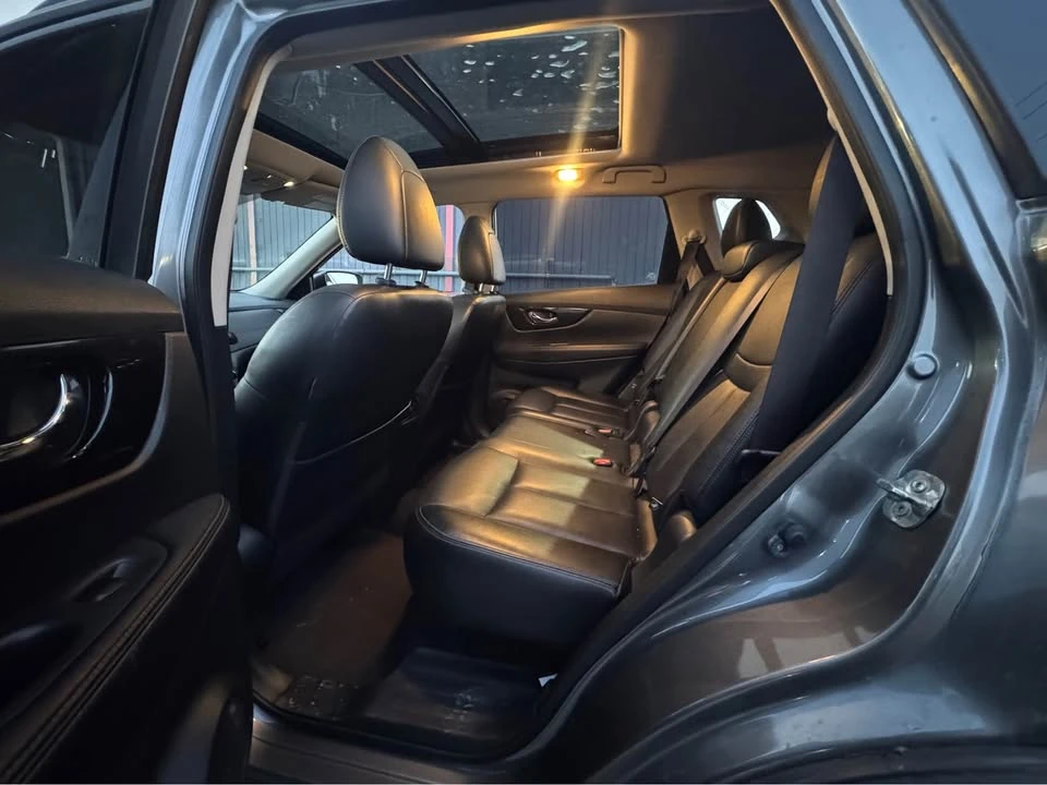 2017 Nissan Rogue - Image 5 of 20