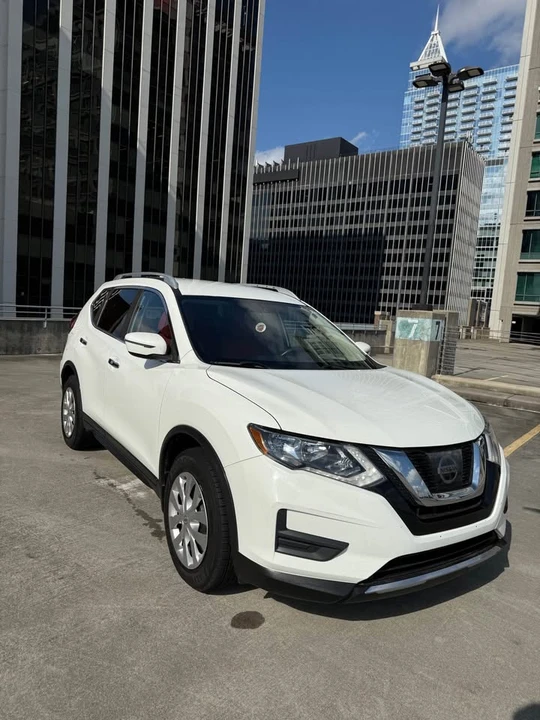 2017 Nissan Rogue - Image 7 of 20
