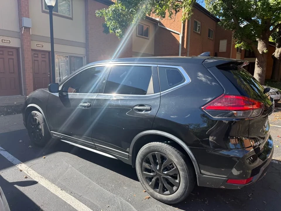2017 Nissan Rogue - Image 3 of 6