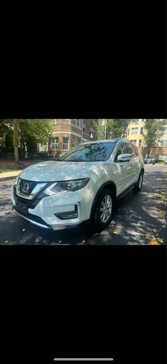2017 Nissan Rogue - Image 3 of 18