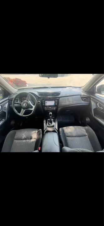 2017 Nissan Rogue - Image 18 of 18