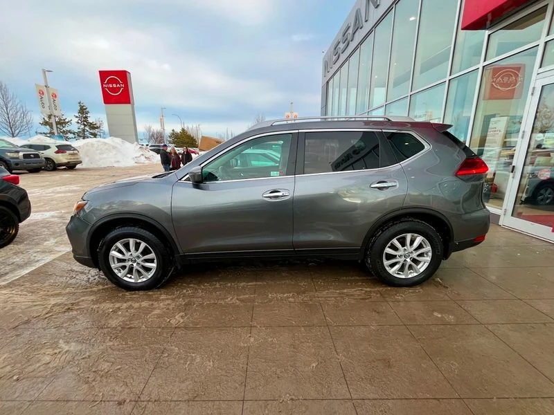 2017 Nissan Rogue - Image 8 of 20