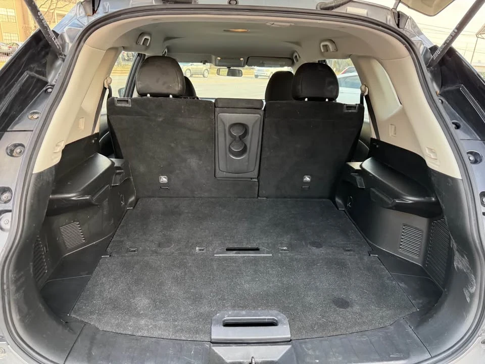 2017 Nissan Rogue - Image 12 of 12