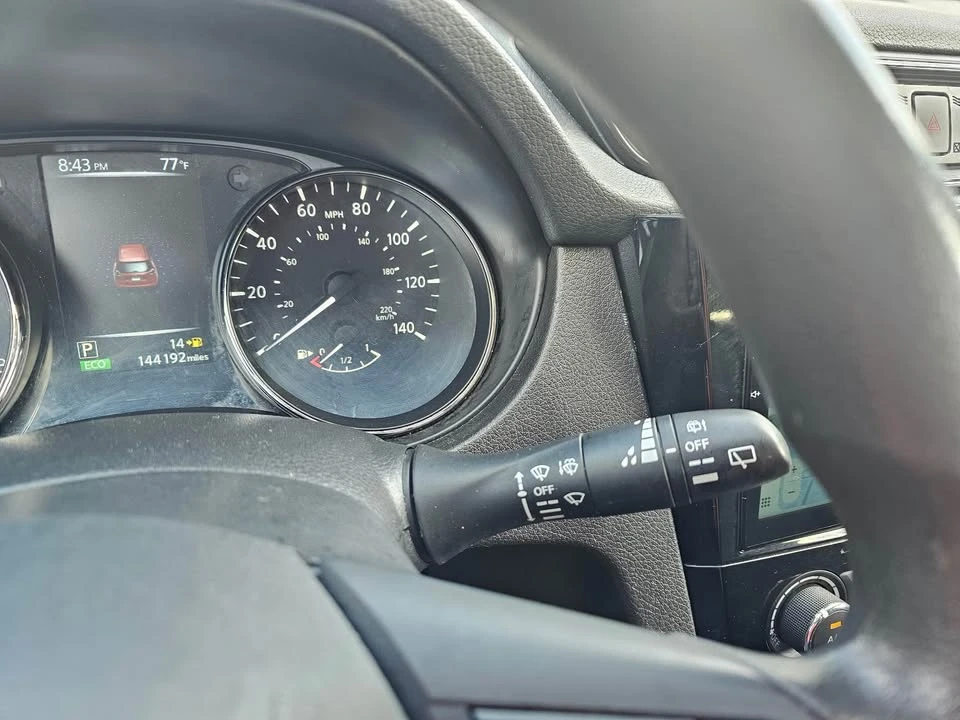 2017 Nissan Rogue - Image 3 of 14