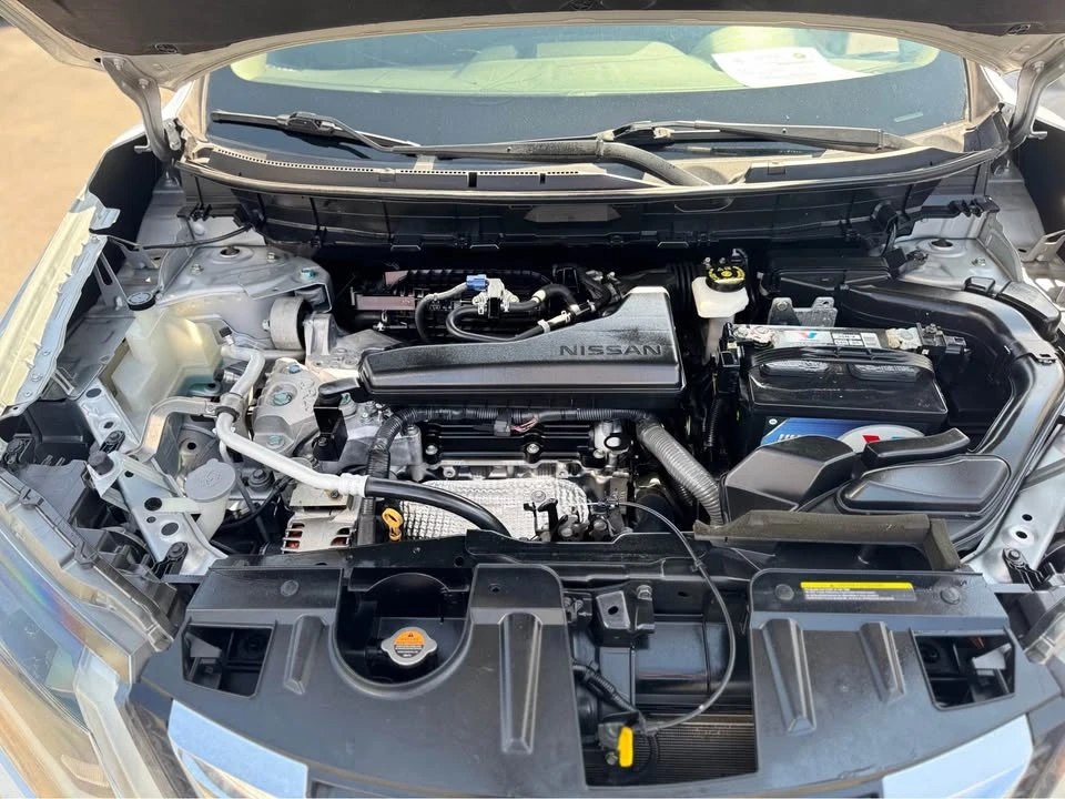 2017 Nissan Rogue - Image 15 of 15