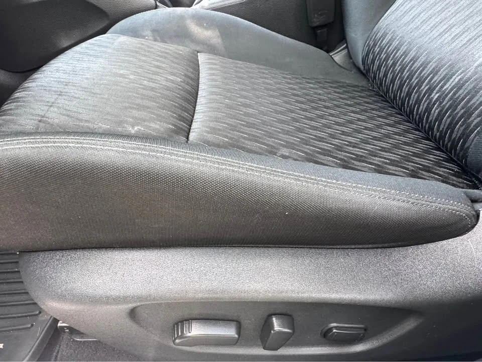 2017 Nissan Rogue - Image 17 of 20