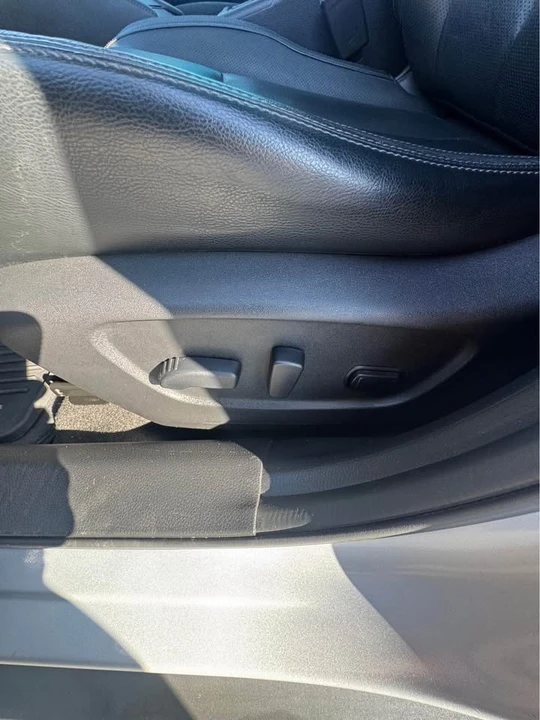 2017 Nissan Rogue - Image 12 of 20