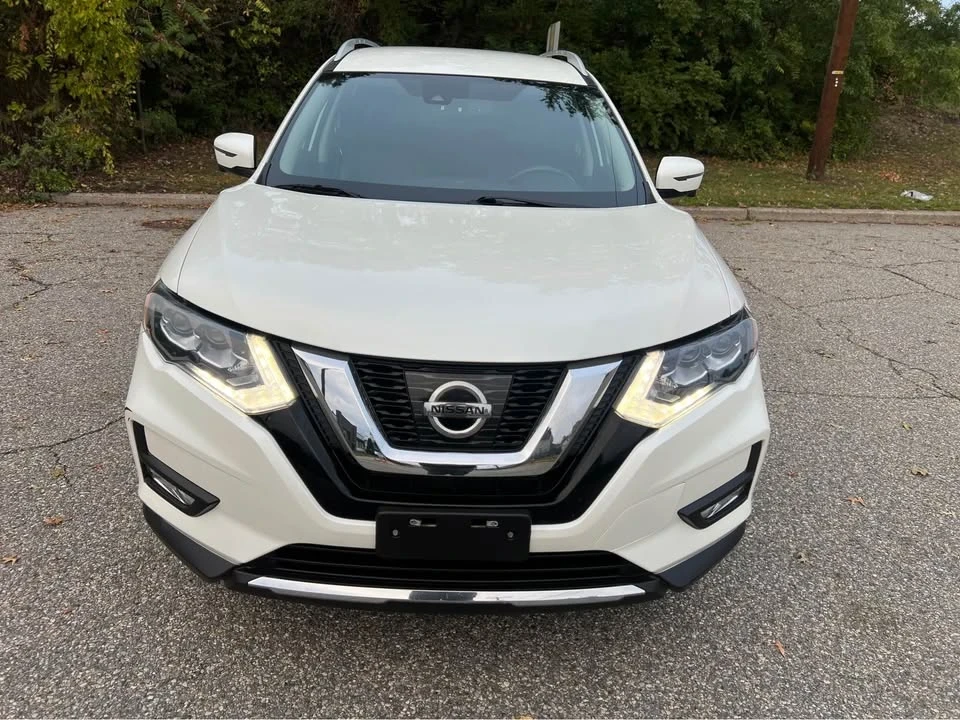 2017 Nissan Rogue - Image 3 of 20