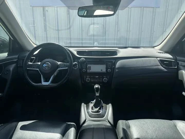 2017 Nissan Rogue - Image 17 of 17