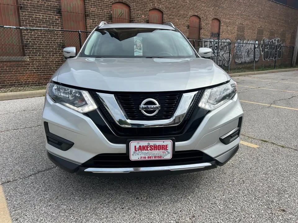 2017 Nissan Rogue - Image 8 of 19