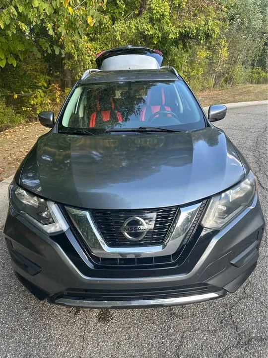 2017 Nissan Rogue - Image 3 of 19
