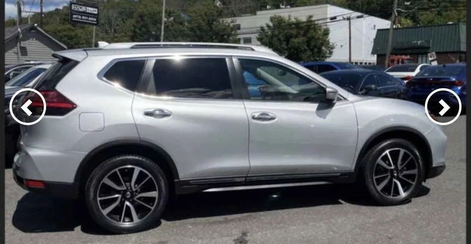 2017 Nissan Rogue - Image 2 of 9