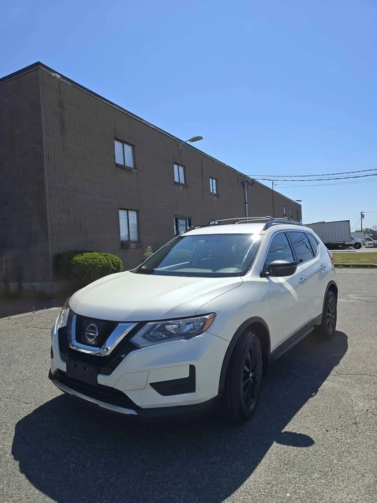 2017 Nissan Rogue - Image 3 of 19