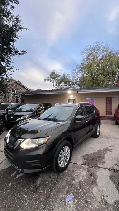 2017 Nissan Rogue - Image 4 of 17