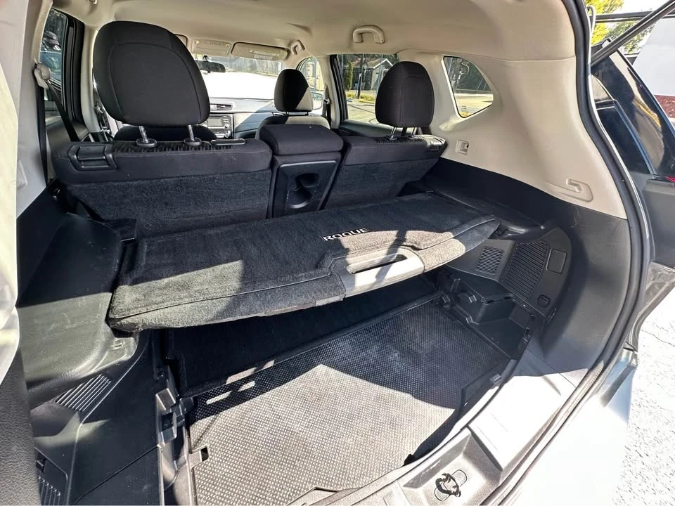 2017 Nissan Rogue - Image 20 of 20