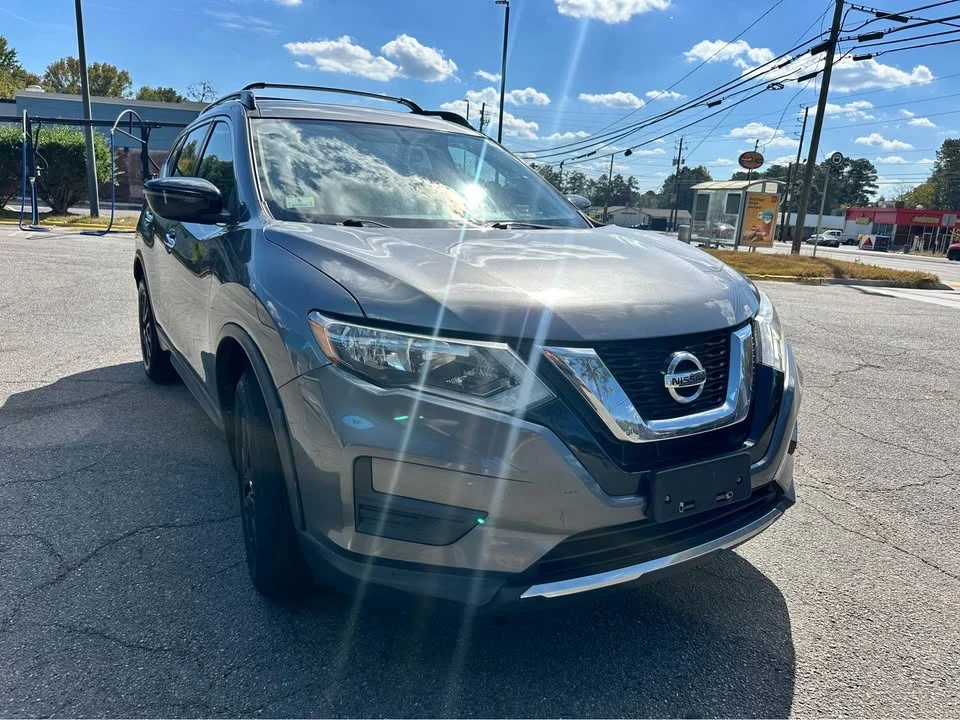 2017 Nissan Rogue - Image 7 of 20