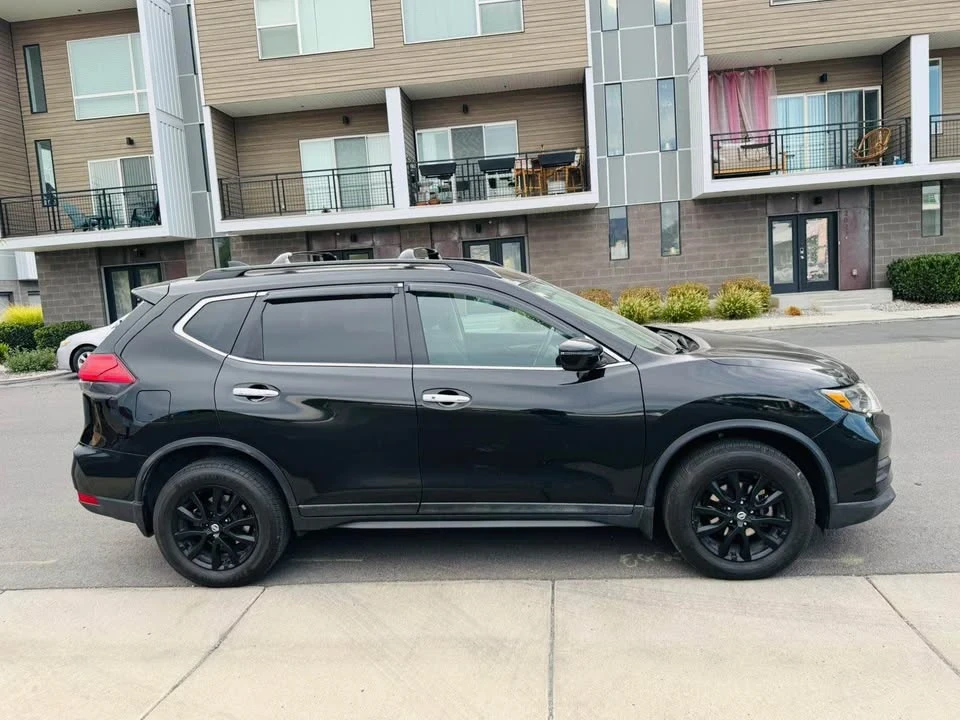2017 Nissan Rogue - Image 5 of 19