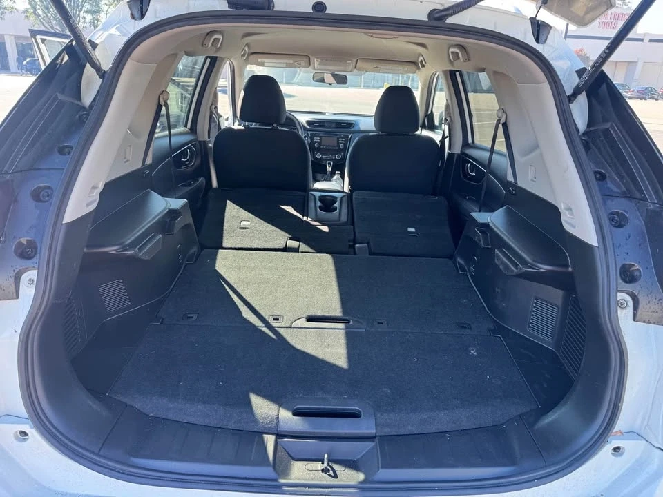 2017 Nissan Rogue - Image 15 of 15