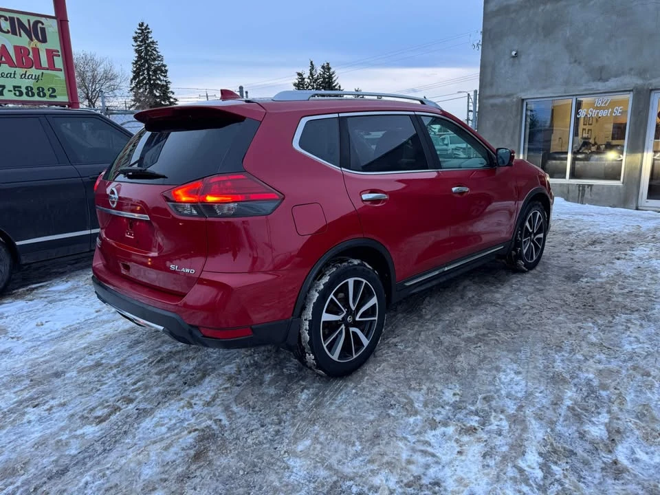 2017 Nissan Rogue - Image 5 of 18