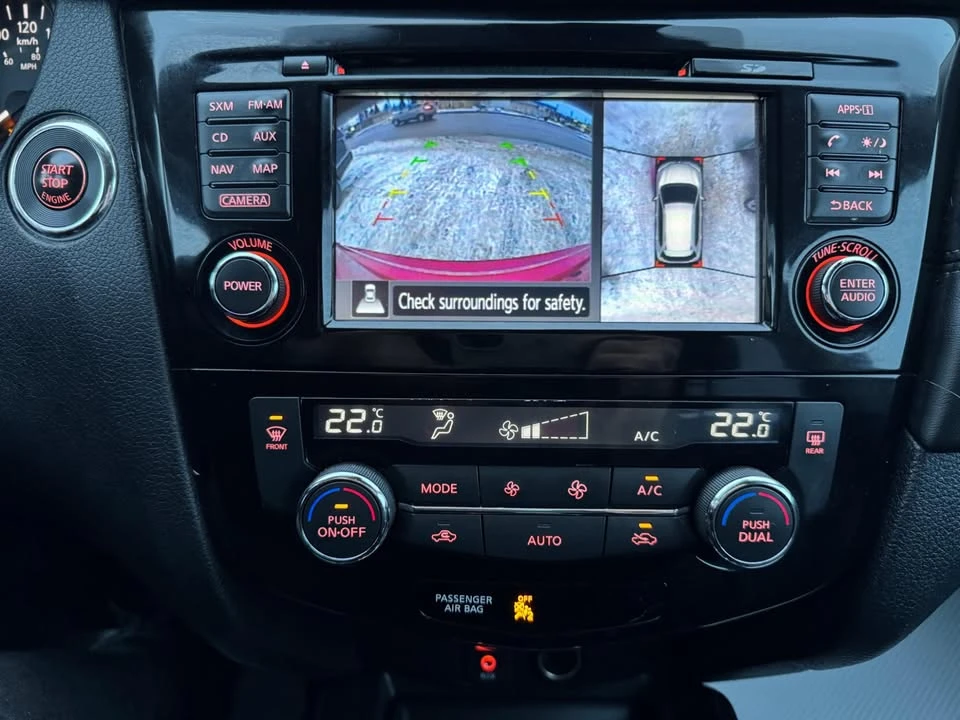 2017 Nissan Rogue - Image 12 of 18