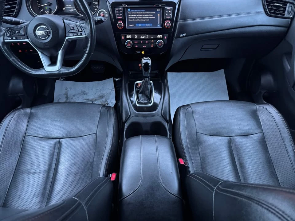 2017 Nissan Rogue - Image 10 of 18