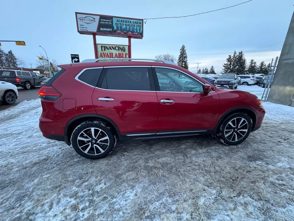 2017 Nissan Rogue - Image 4 of 18