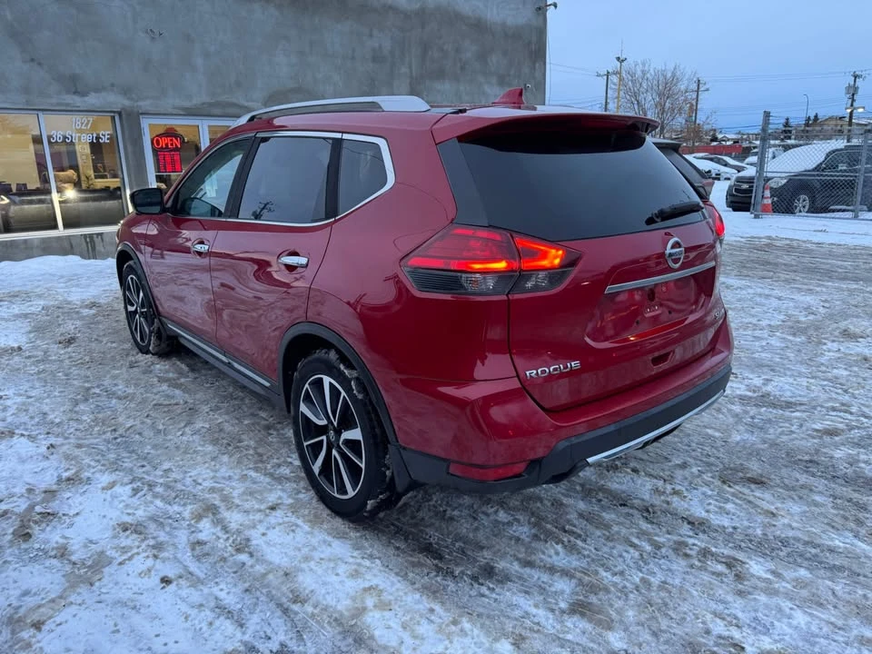 2017 Nissan Rogue - Image 7 of 18