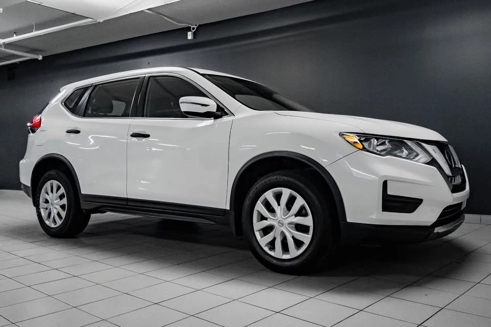 2017 Nissan Rogue - Image 9 of 20
