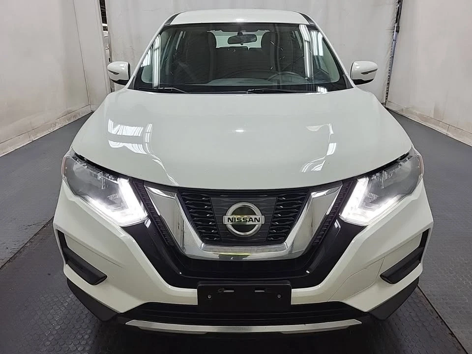 2017 Nissan Rogue - Image 5 of 8