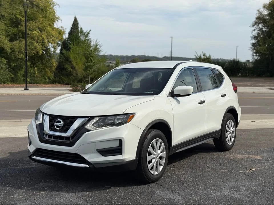 2017 Nissan Rogue - Image 17 of 17