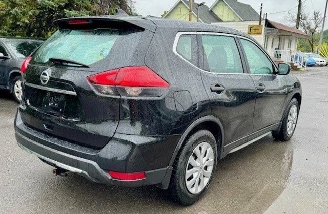 2017 Nissan Rogue - Image 7 of 19