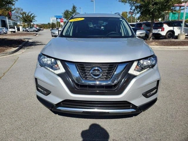 2017 Nissan Rogue - Image 8 of 19