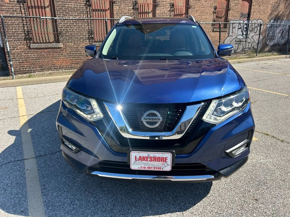 2017 Nissan Rogue - Image 8 of 20