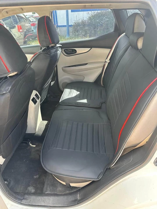 2017 Nissan Rogue - Image 12 of 14