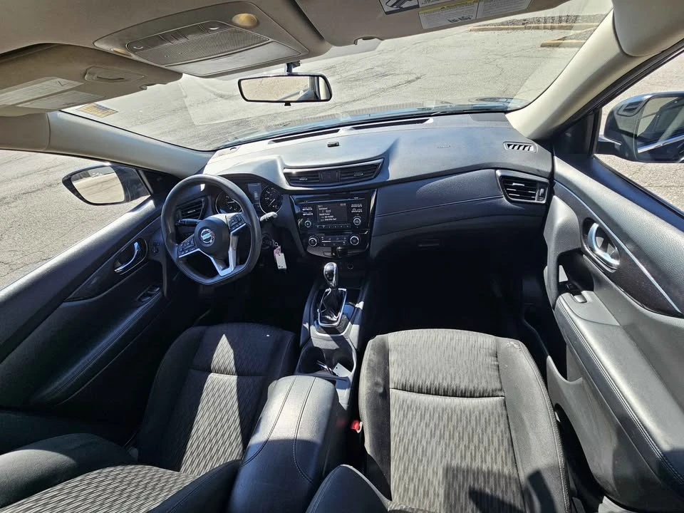 2017 Nissan Rogue - Image 7 of 9
