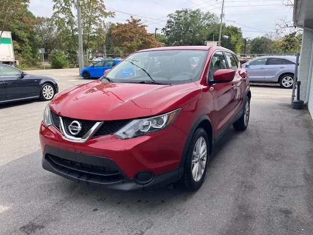 2017 Nissan Rogue - Image 2 of 19