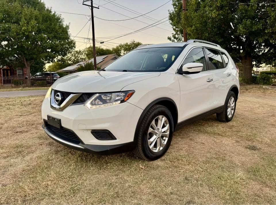 2017 Nissan Rogue - Image 11 of 11