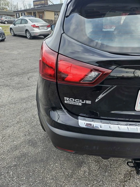2017 Nissan Rogue - Image 12 of 12
