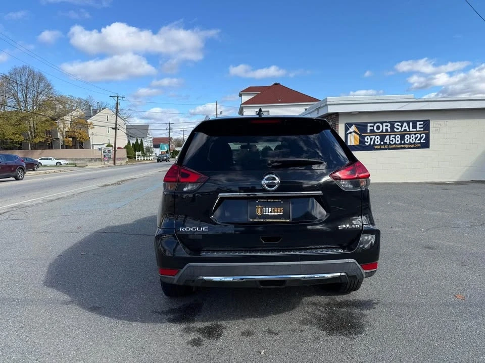 2017 Nissan Rogue - Image 12 of 19