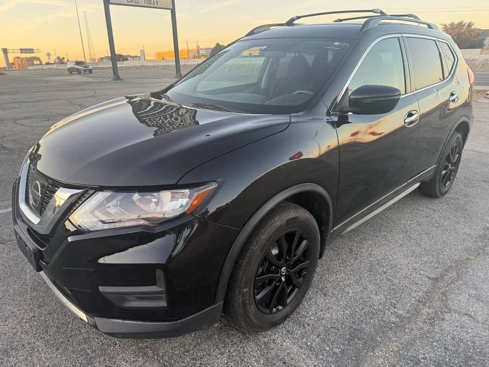 2017 Nissan Rogue - Image 3 of 19
