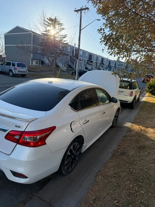 2017 Nissan Sentra 7th Gen - Image 3 of 9
