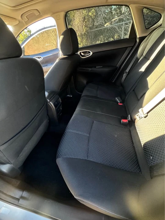 2017 Nissan Sentra 7th Gen - Image 6 of 19