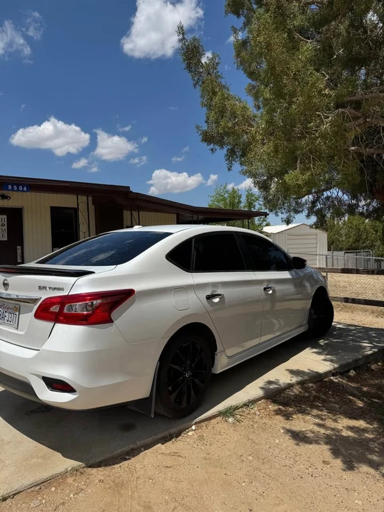 2017 Nissan Sentra 7th Gen - Image 19 of 19