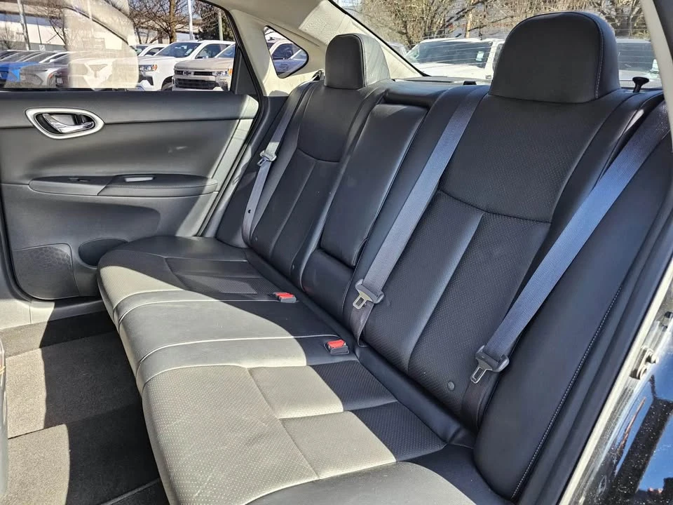 2017 Nissan Sentra 7th Gen - Image 5 of 15