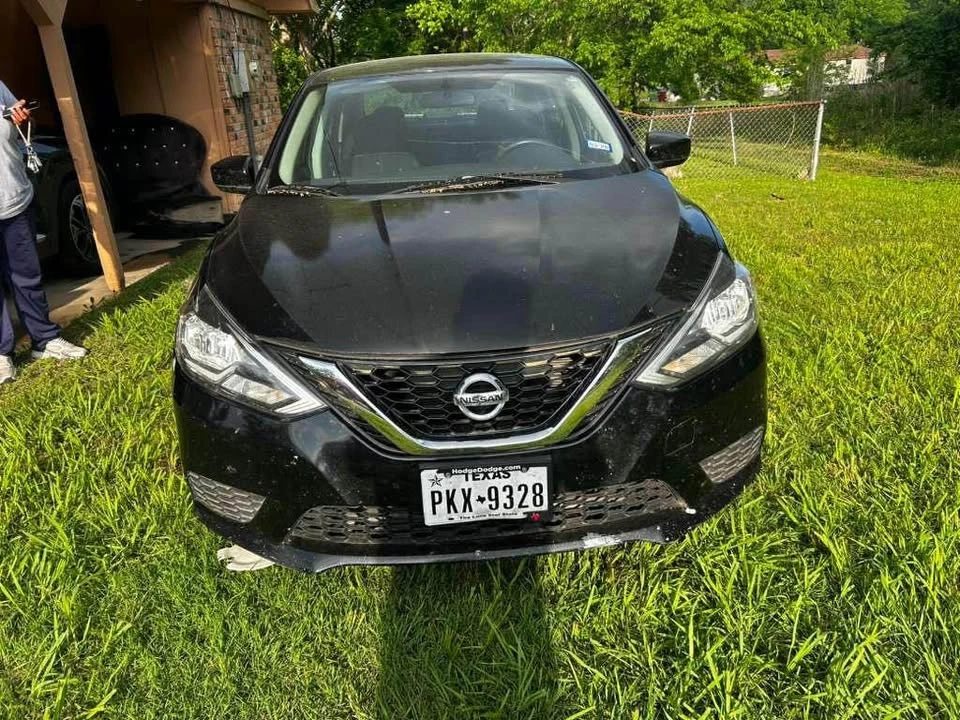 2017 Nissan Sentra 7th Gen - Image 3 of 5
