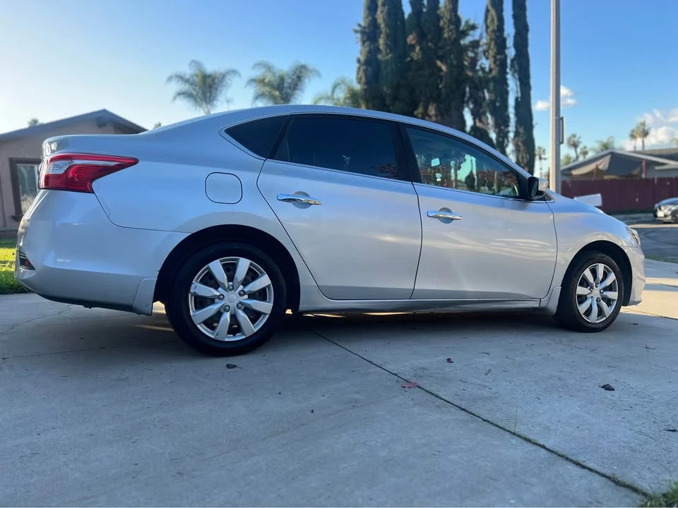 2017 Nissan Sentra 7th Gen - Image 6 of 20