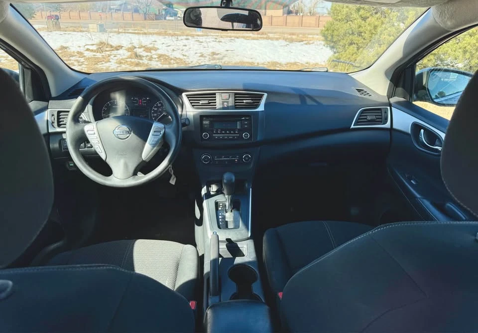2017 Nissan Sentra 7th Gen - Image 19 of 20