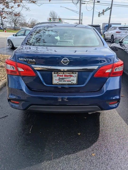 2017 Nissan Sentra 7th Gen - Image 5 of 8